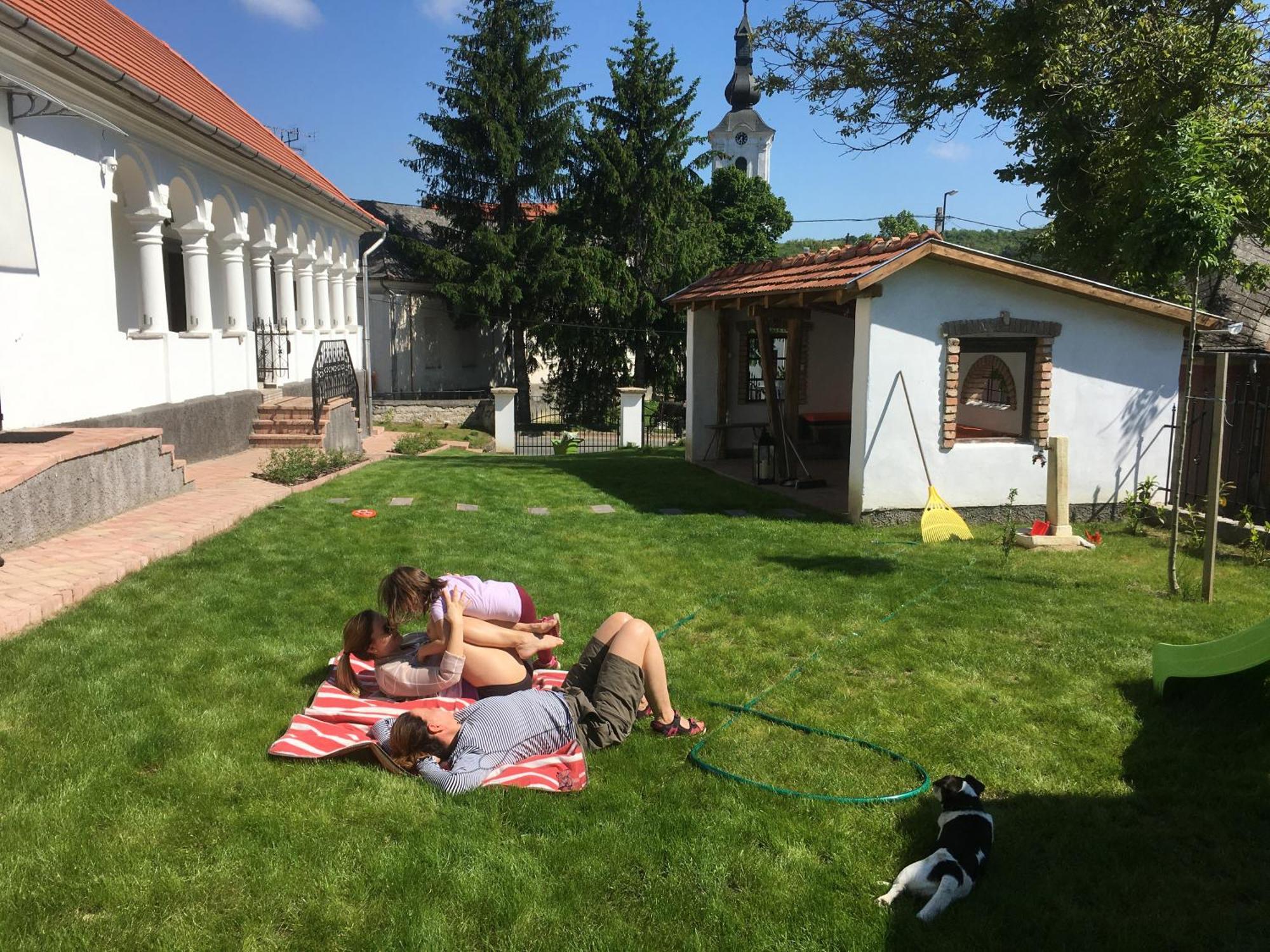 Antik Vendeghaz Hotel Nagyvisnyó Buitenkant foto