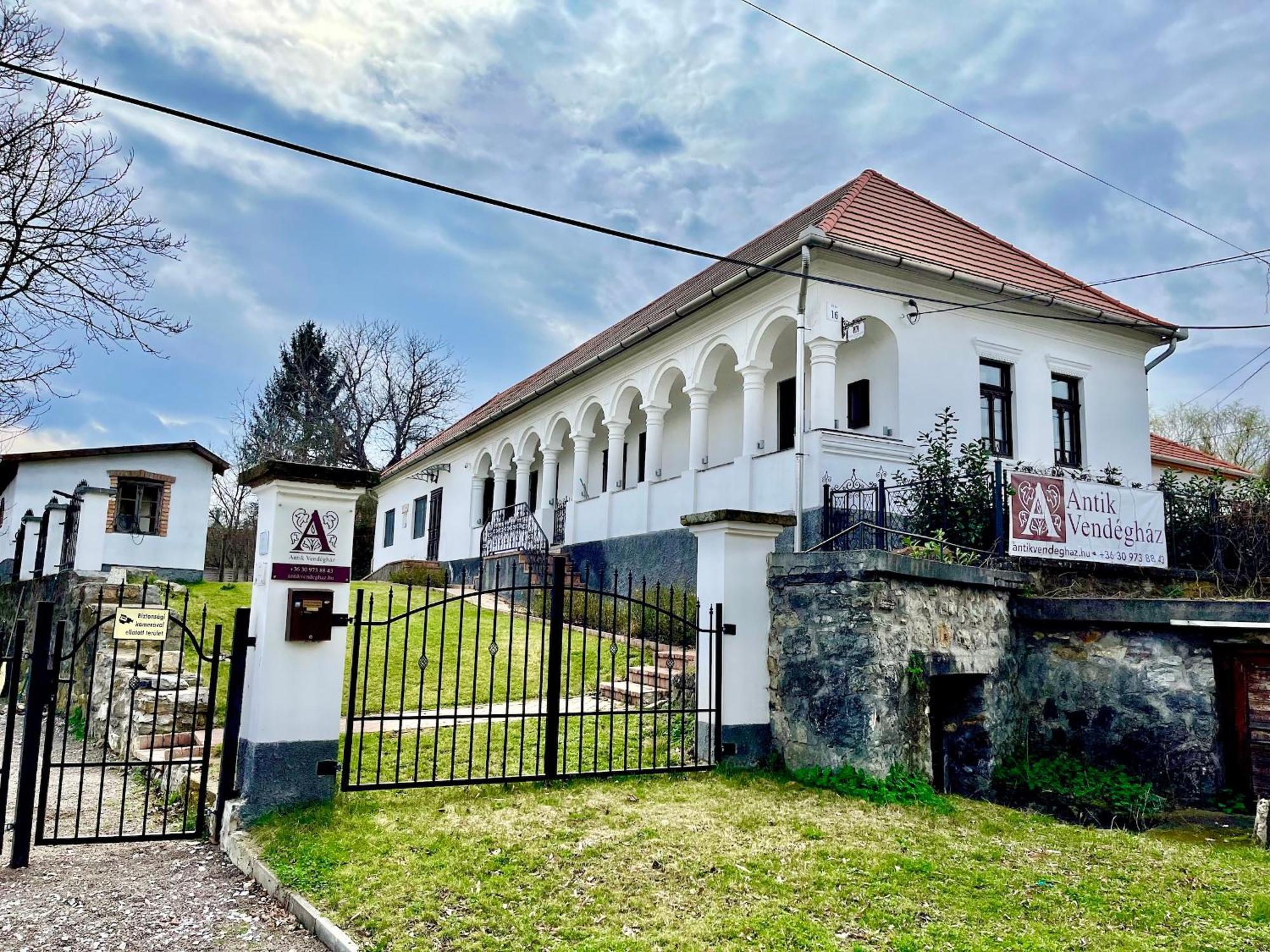 Antik Vendeghaz Hotel Nagyvisnyó Buitenkant foto